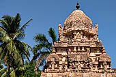 The great Chola temples of Tamil Nadu - The Brihadisvara temple of Gangaikondacholapuram. The Kailasa North (Amman) temple. 